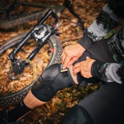 GENOULLIERE SHADOW SUPER SLIM V2 ENFANT S